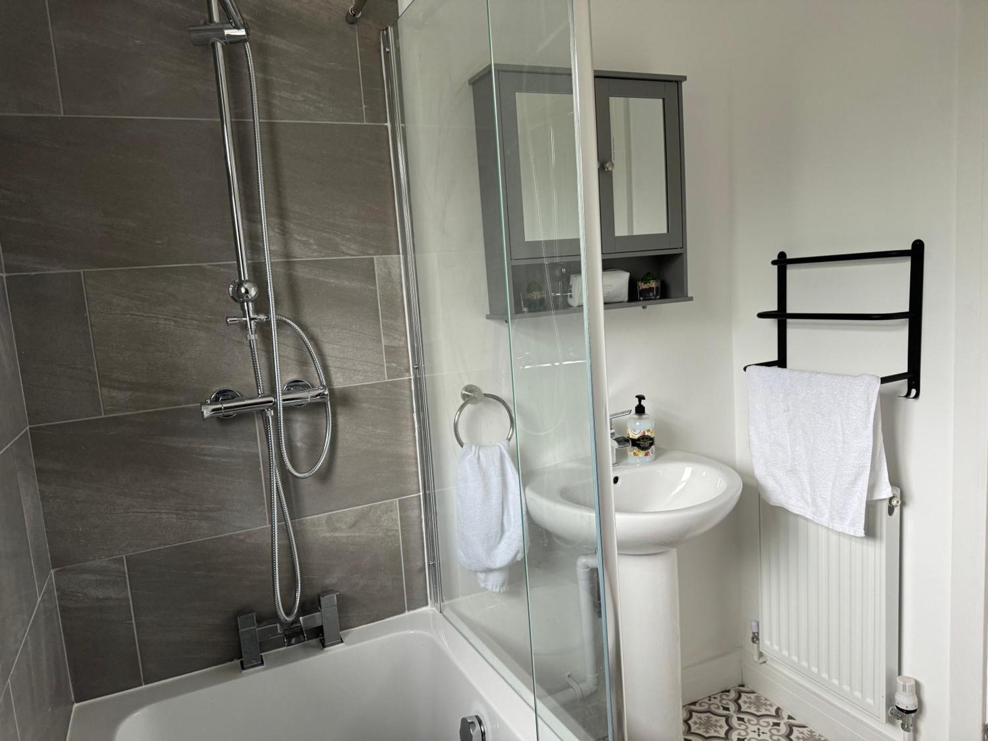 Brithdir Cottage Мертир-Тидвилл Экстерьер фото